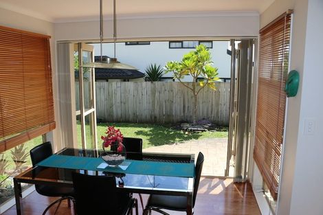 Photo of property in 28 Black Teal Close, Unsworth Heights, Auckland, 0632