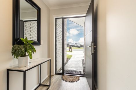 Photo of property in 38 Oak Ridge Drive, Te Awamutu, 3800