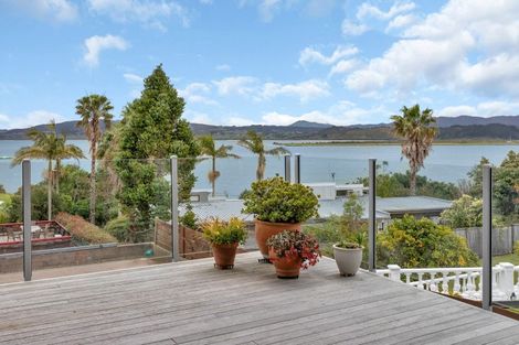 Photo of property in 16 Pah Road, Onerahi, Whangarei, 0110