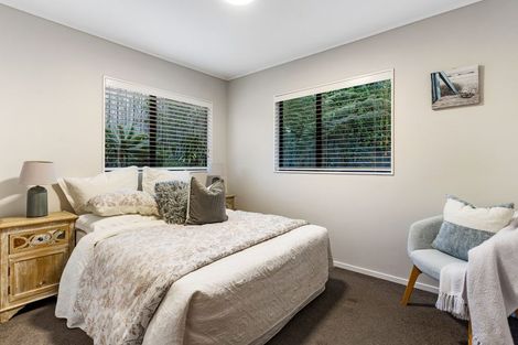 Photo of property in 1/6 Honeysuckle Lane, Mairangi Bay, Auckland, 0630