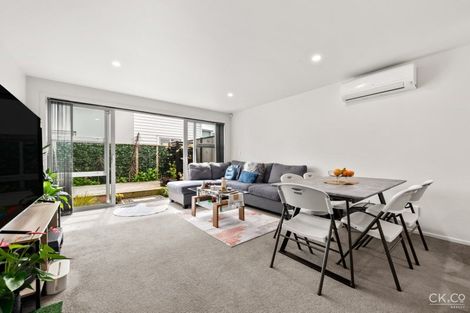 Photo of property in 1115b High Street, Taita, Lower Hutt, 5011