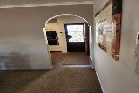 Photo of property in 1/35 Division Street, Riccarton, Christchurch, 8041