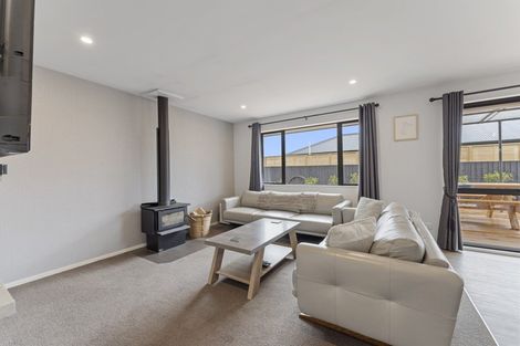 Photo of property in 4 Fearne Drive, Woodend, 7610