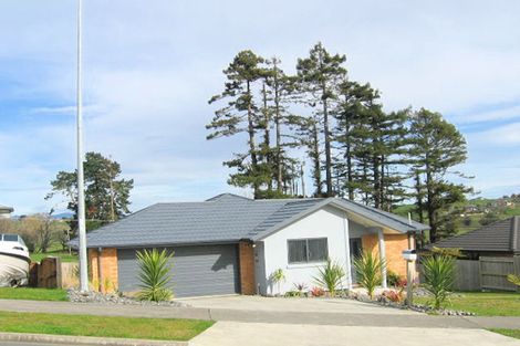 Photo of property in 20 Palm Grove Drive, Western Heights, Hamilton, 3200