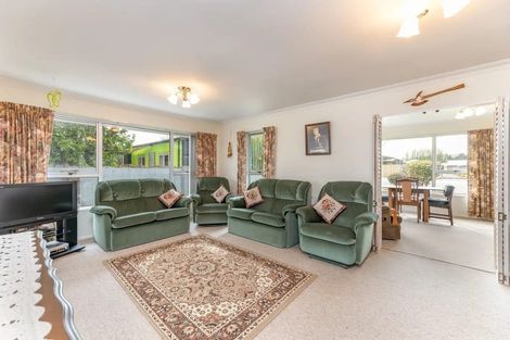 Photo of property in 22 Kennedys Bush Road, Halswell, Christchurch, 8025