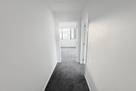 Photo of property in 127 Oreil Avenue, West Harbour, Auckland, 0618