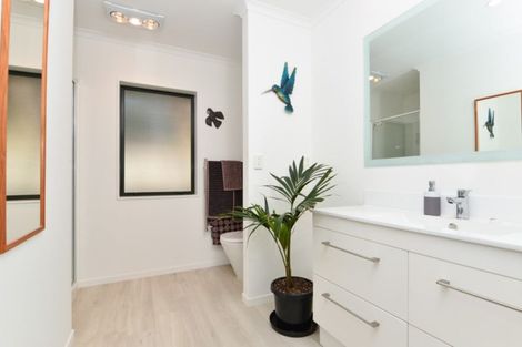 Photo of property in 4 Mangakoea Place, St Andrews, Hamilton, 3200