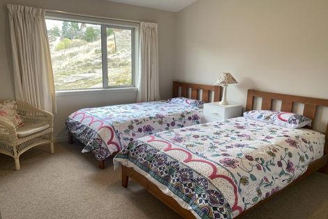 Photo of property in 16 Aronui Road, Bridge Hill, Alexandra, 9320