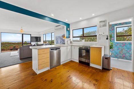 Photo of property in 63 Brightside Road, Stanmore Bay, Whangaparaoa, 0932