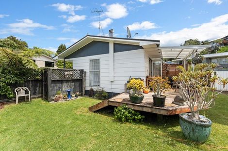 Photo of property in 6 Waterloo Place, Westown, New Plymouth, 4310