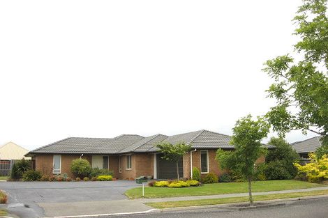 Photo of property in 44 Puhara Avenue, Parklands, Christchurch, 8083