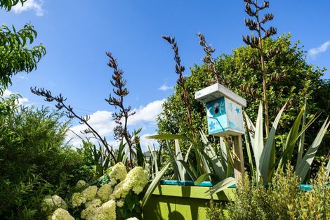 Photo of property in 2 Escort Grove, Awapuni, Palmerston North, 4412