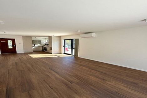 Photo of property in 124 Portage Road, New Lynn, Auckland, 0600