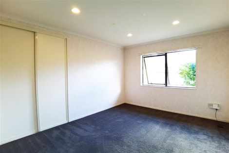 Photo of property in 42 Carisbrook Crescent, Papakura, 2110