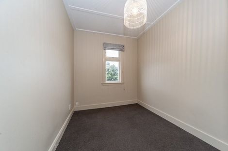 Photo of property in 50 Queens Drive, Lyall Bay, Wellington, 6022