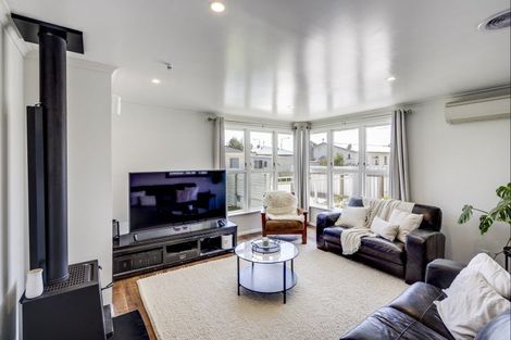 Photo of property in 5 Kia Toa Lane, Hastings, 4122