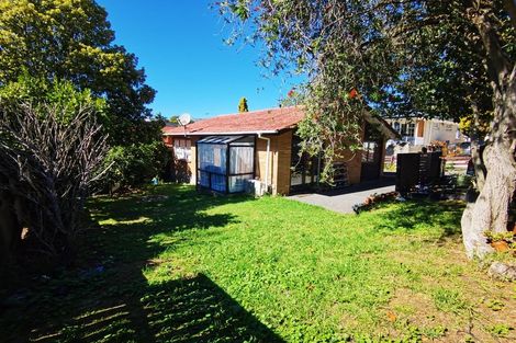 Photo of property in 1/27 Glenmore Road, Sunnyhills, Auckland, 2010