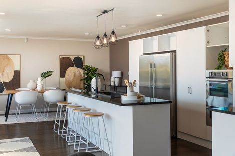 Photo of property in 61a Fairmount Road, Titirangi, Auckland, 0604