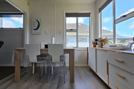 Photo of property in 15 Wright Street, Wainuiomata, Lower Hutt, 5014