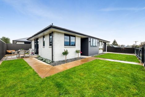 Photo of property in 14a Rosalind Street, Stratford, 4332