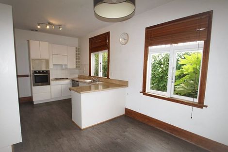 Photo of property in 4 Edward Avenue, Edgeware, Christchurch, 8013