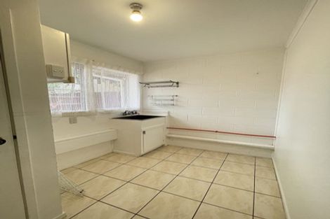 Photo of property in 1/4 Palm Court Drive, Glen Eden, Auckland, 0602