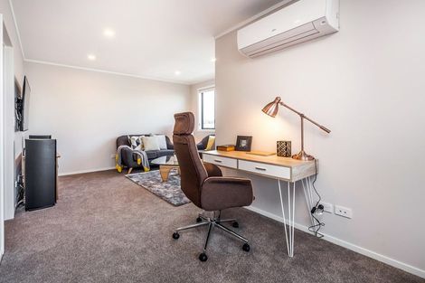 Photo of property in 12/11 Jack Conway Avenue, Manukau, Auckland, 2104