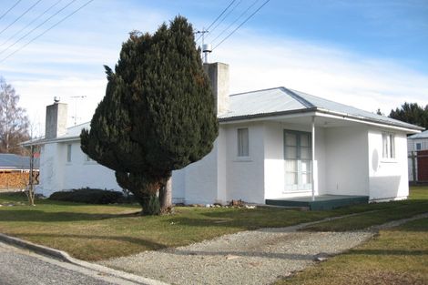 Photo of property in 8 Arrow Street, Naseby, 9396