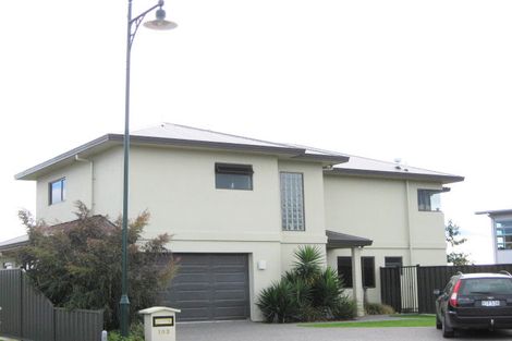 Photo of property in 103 Ferry Road, Clive, 4102