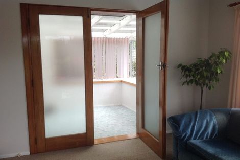 Photo of property in 33 Viewmont Drive, Harbour View, Lower Hutt, 5010