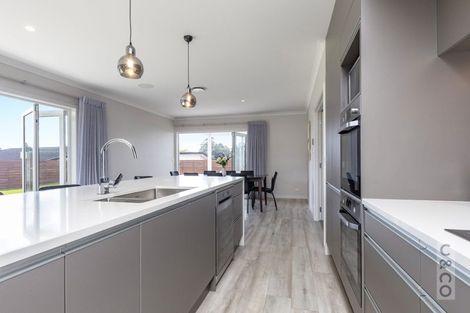 Photo of property in 59 Queen Street, Riverhead, 0820