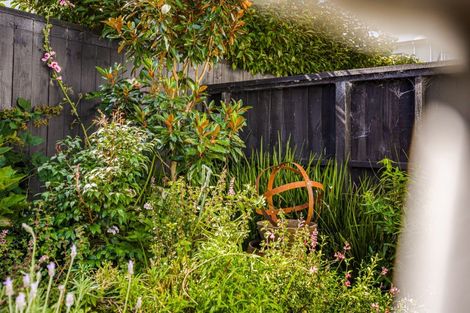 Photo of property in 16 Sacred Kingfisher Road, Hobsonville, Auckland, 0616