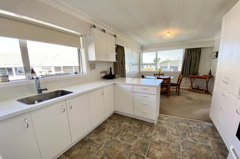 Photo of property in 32 Kildare Drive, Waikiwi, Invercargill, 9810