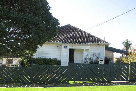 Photo of property in 10 Sim Street, Johnsonville, Wellington, 6037