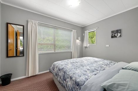 Photo of property in 15 Ashton Warner Way, Whitemans Valley, Upper Hutt, 5371