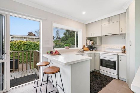 Photo of property in 2/31 Alice Avenue, Orewa, 0931