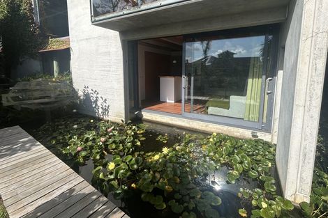 Photo of property in 13 Old Lake Road, Narrow Neck, Auckland, 0624