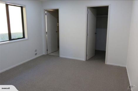 Photo of property in 12a Frederick Place, Whalers Gate, New Plymouth, 4310