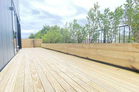 Photo of property in 296c East Coast Road, Forrest Hill, Auckland, 0620