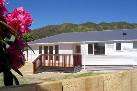 Photo of property in 40 Hinemoa Street, Waiwhetu, Lower Hutt, 5010