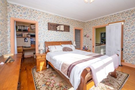 Photo of property in 1 Hadfield Street, Patea, 4520