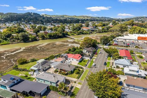 Photo of property in 277 Aberdeen Road, Gisborne, 4010