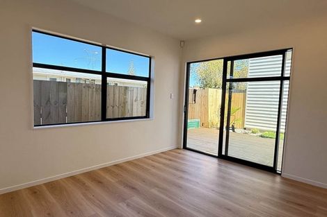 Photo of property in 102b Ennis Avenue, Pakuranga Heights, Auckland, 2010