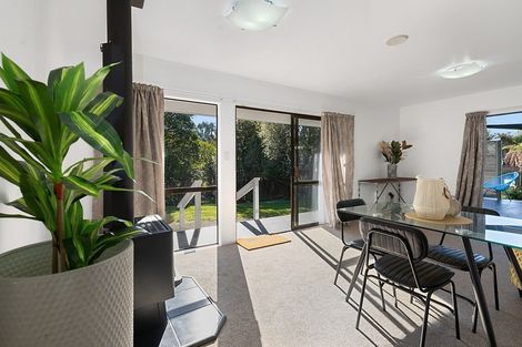 Photo of property in 8 Blomfield Street, Pukehangi, Rotorua, 3015