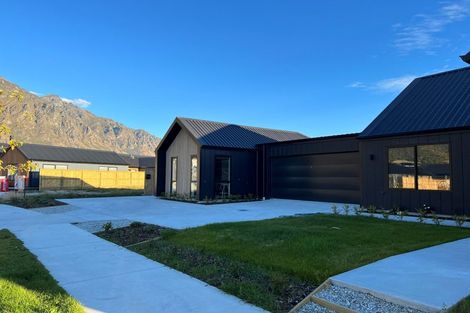 Photo of property in 69 Shepherd Road, Jacks Point, Queenstown, 9371