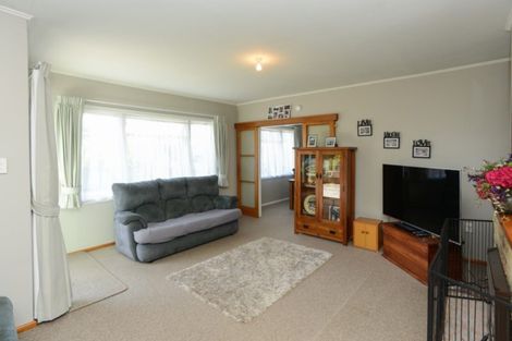 Photo of property in 4 Elizabeth Place, Clive, 4102