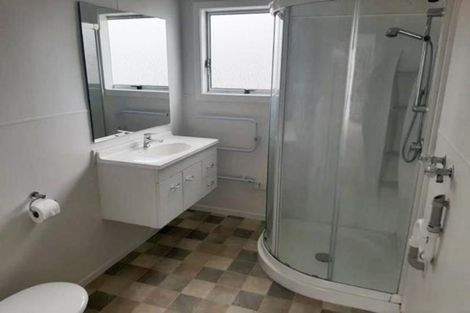 Photo of property in 11 Scott Street, Moturoa, New Plymouth, 4310