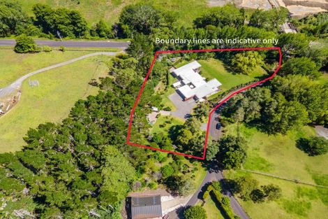 Photo of property in 66 Brownhill Road, Whitford, Manurewa, 2576