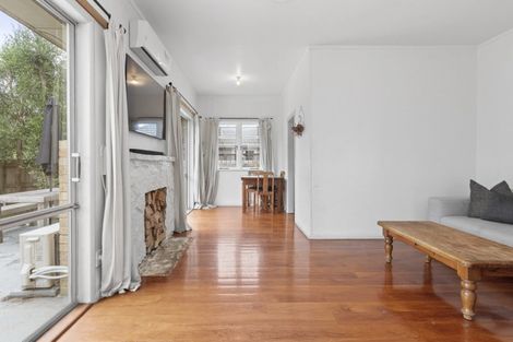 Photo of property in 77 Clarkin Road, Fairfield, Hamilton, 3214