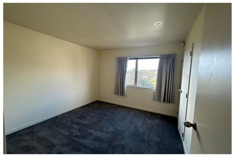 Photo of property in 86 Mount Pleasant Road, Mount Pleasant, Christchurch, 8081